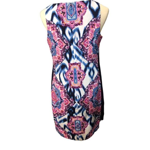 Vince Camuto Blue Pink Medallion Geometric Print Sleeveless Shift Dress Size 6 - Picture 6 of 9